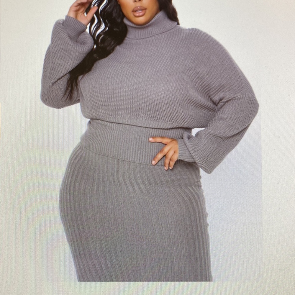 NWT Fashion Nova Grey turtleneck sweater set with Pull-on midi skirt. Size 3X